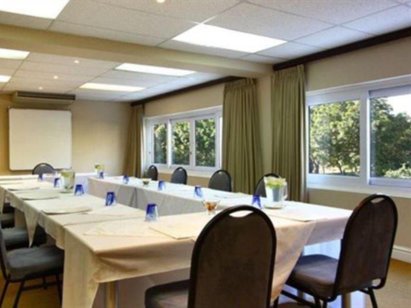 Hotel Hollow Boutique 4*